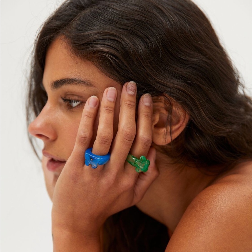 UO Translucent Rings Flower Butterfly Urban Outfitters
